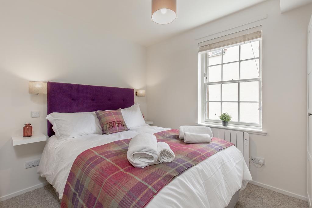 The Wee Thistle Edinburgh Exterior foto